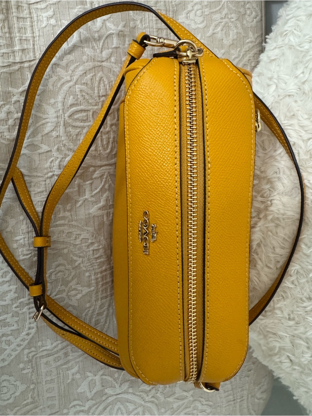 Coach Mustard Yellow Crossbody - Picture 3 of 8